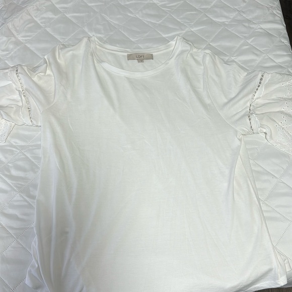 LOFT Flutter Top - Picture 1 of 3